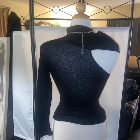 Foreign Exchange One Armed Cut Out Black Sweater - Picture 3 of 6